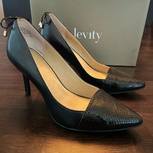 Levity Jalone High Heel Pumps